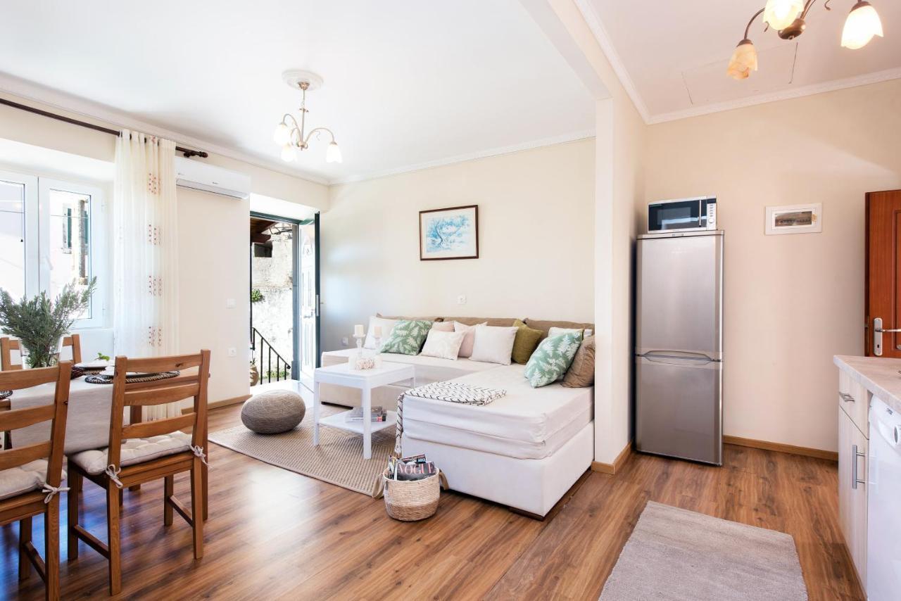 Lala Cottage Áno Korakiána Dış mekan fotoğraf