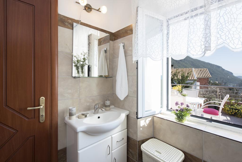 Lala Cottage Áno Korakiána Dış mekan fotoğraf